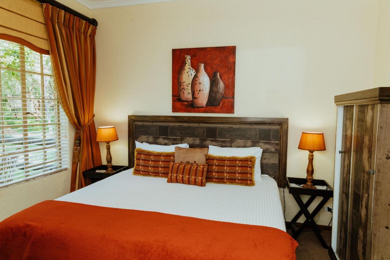 Boubou 4* Rustenburg